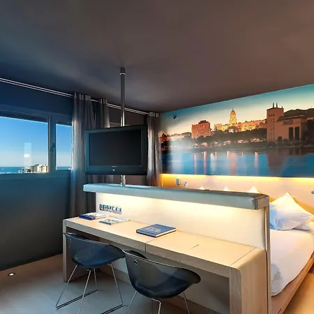 Barcelo Отель Малага