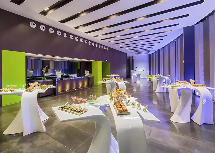 호텔 바르셀로 말라가